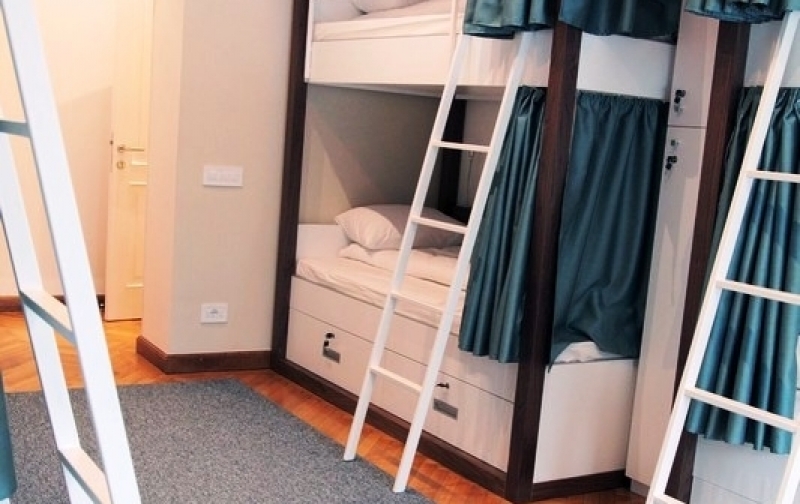 Karavan Inn 8